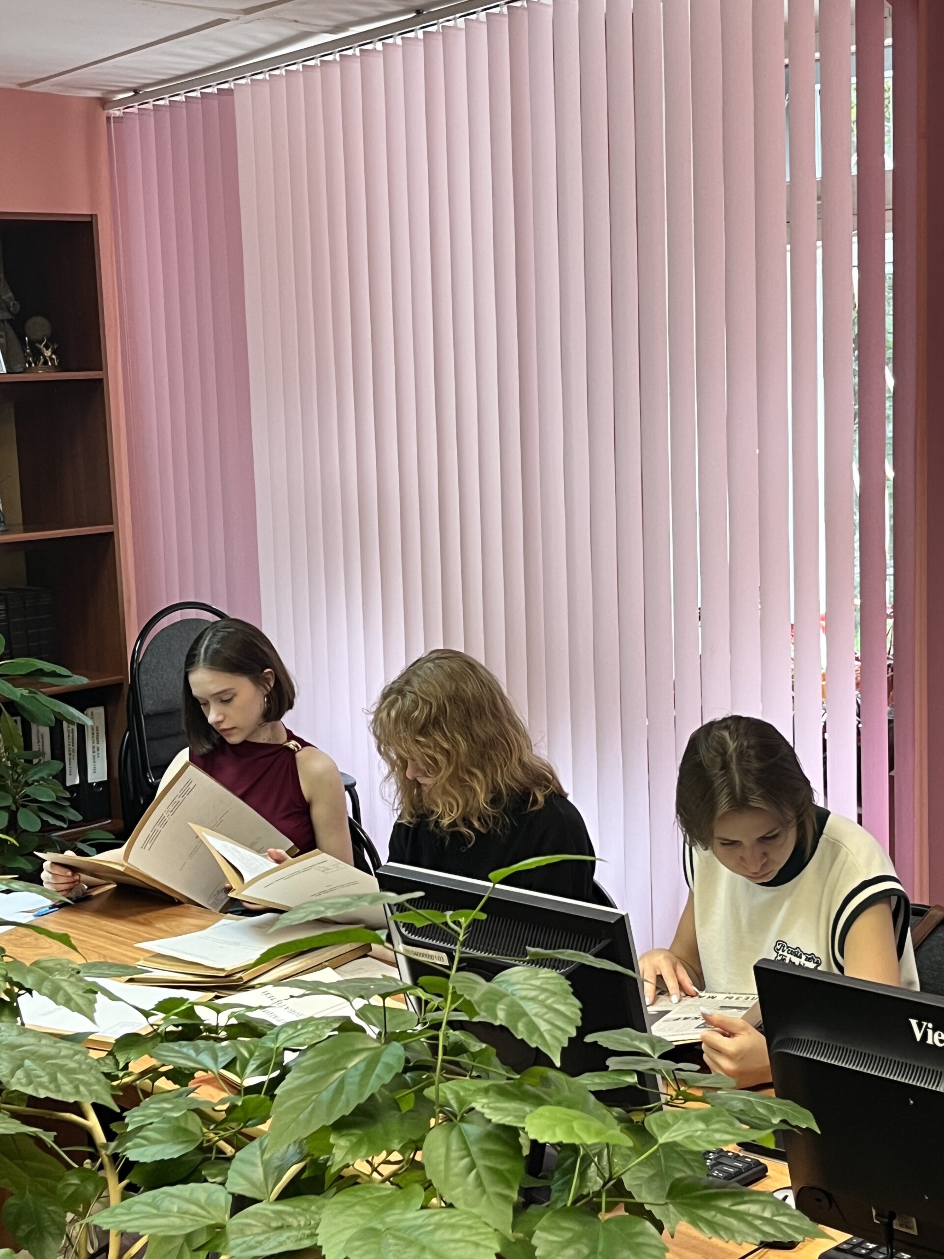 Производственная практика студентов факультета истории и международных отношений Брянского государственного университета им. ак. И.Г.Петровского. 20.07.2026 г.