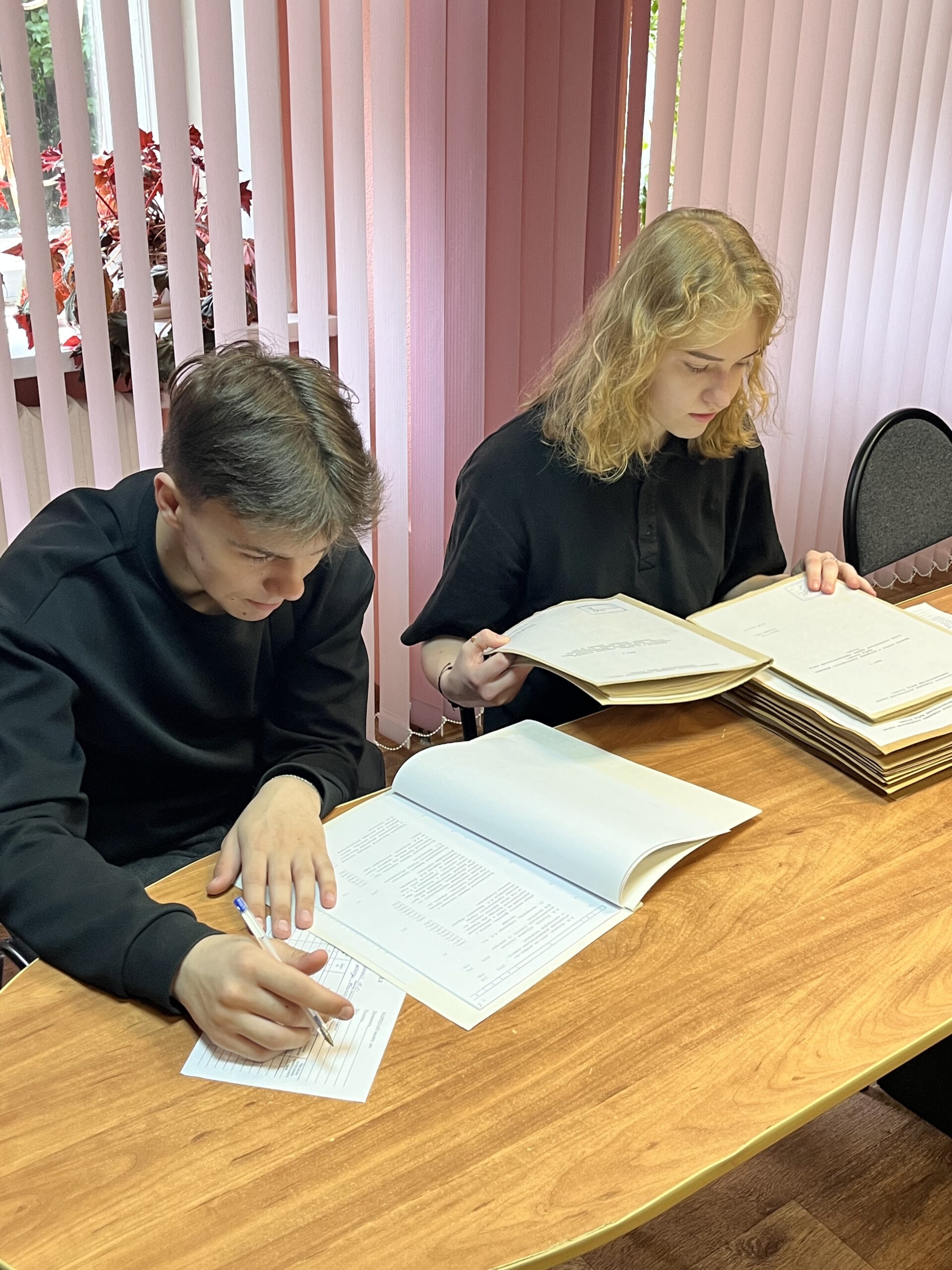 Производственная практика студентов факультета истории и международных отношений Брянского государственного университета им. ак. И.Г.Петровского. 20.07.2026 г.